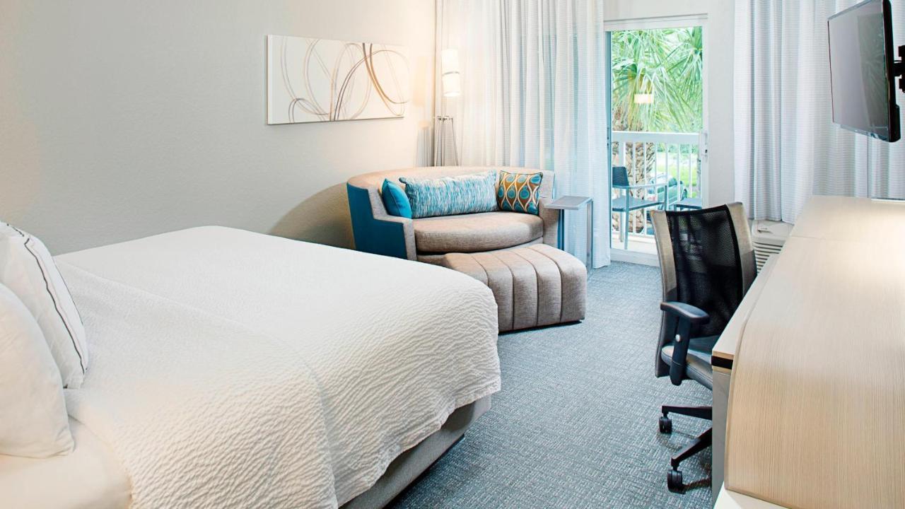 Courtyard By Marriott West Palm Beach Airport Buitenkant foto